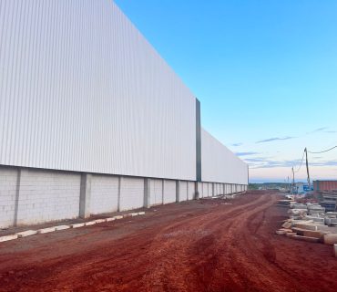 Cobertura e Fechamento de Galpoes industriais