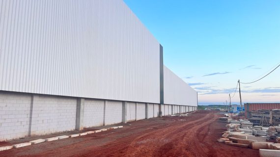 Cobertura e Fechamento de Galpoes industriais